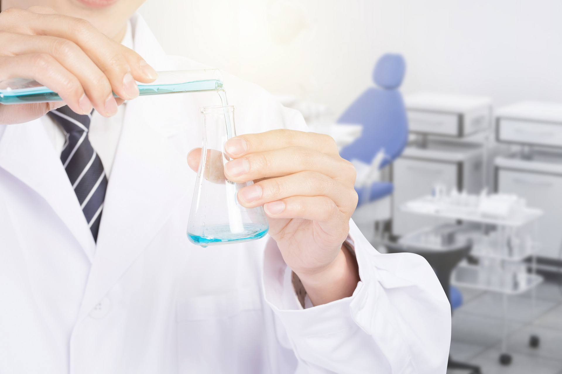 医药公司召开2020年“质量月”活动启动会议